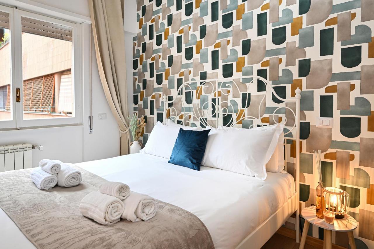 Cozy Studio Steps From Metro Station — 4-Star Luxury Hotel in Rome, Italy