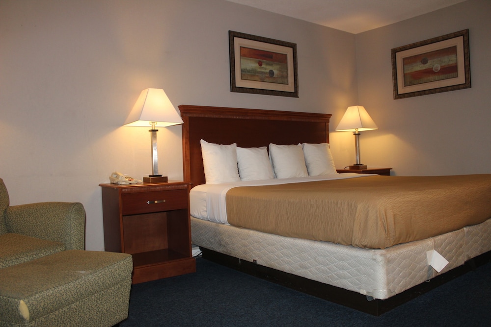 Interstate Motel - photo 4