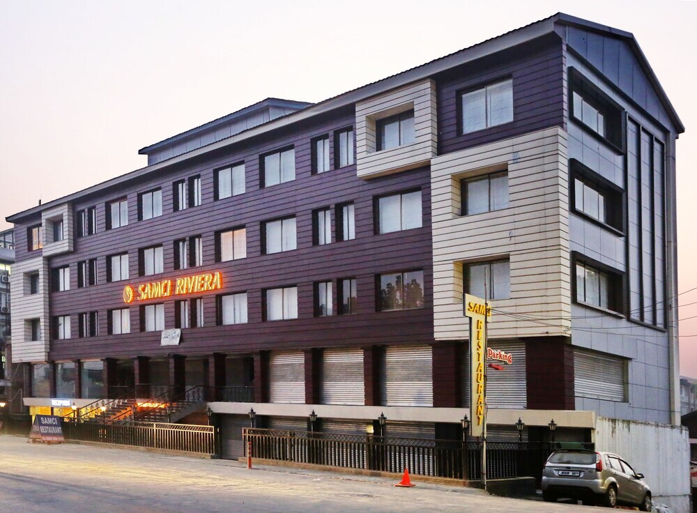 Hotel Samci Riviera — hotel in Srinagar