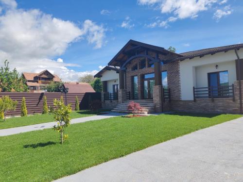 Agropensiunea Anotimpuri — 4-Star Luxury Hotel in Albestii Pamanteni, Romania