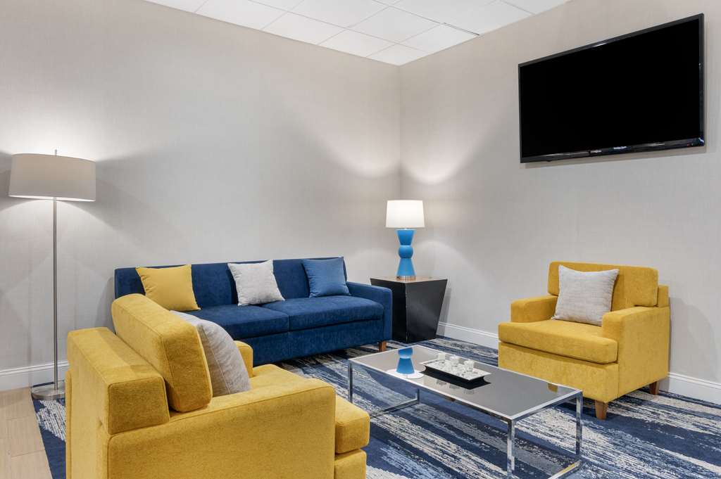 Comfort Inn & Suites Danbury Bethel - photo 6
