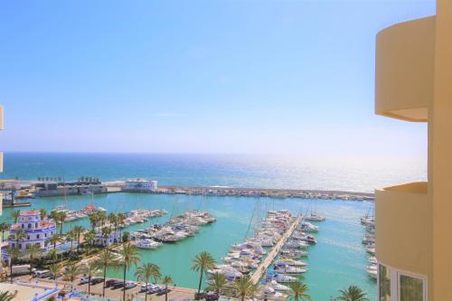 Apartment PP33 — 4-Star Luxury Hotel in Estepona, Spain
