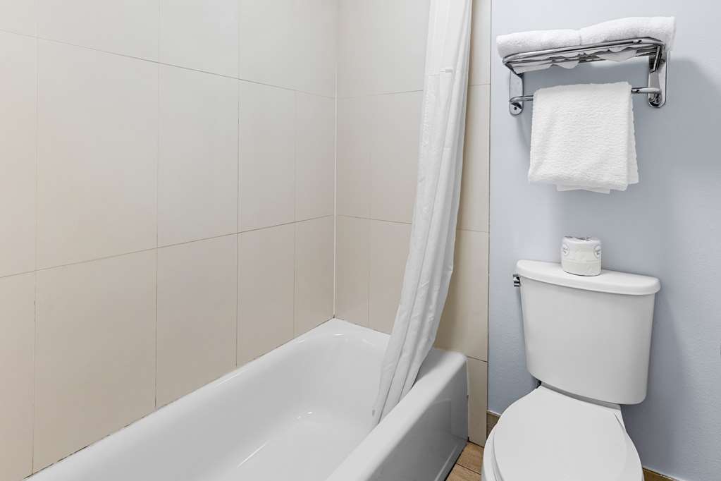 SureStay Plus by Best Western Beaumont - photo 18
