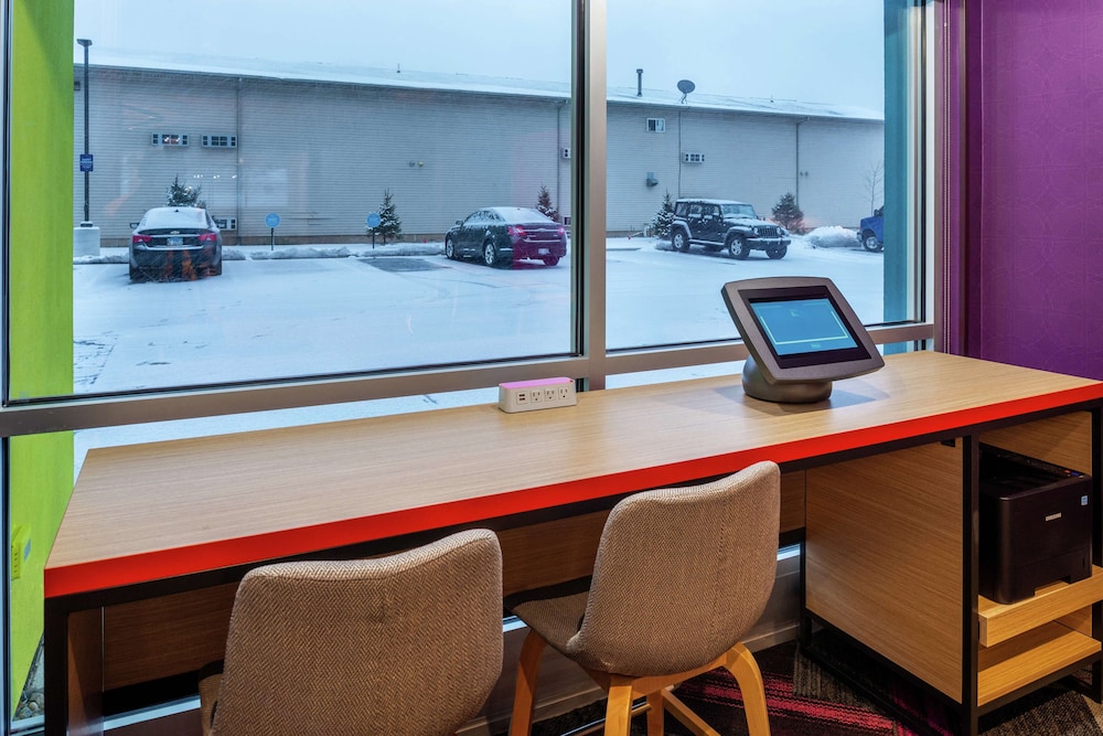 Tru by Hilton Elkhart IN - photo 3