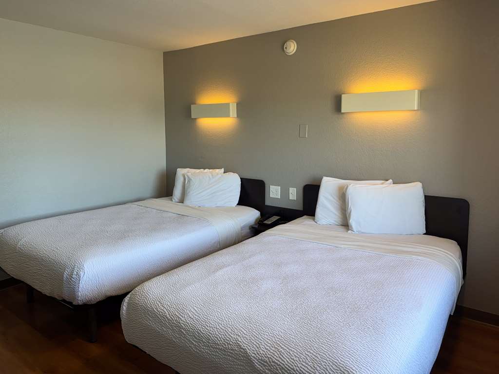 Motel 6 Simi Valley CA - photo 19