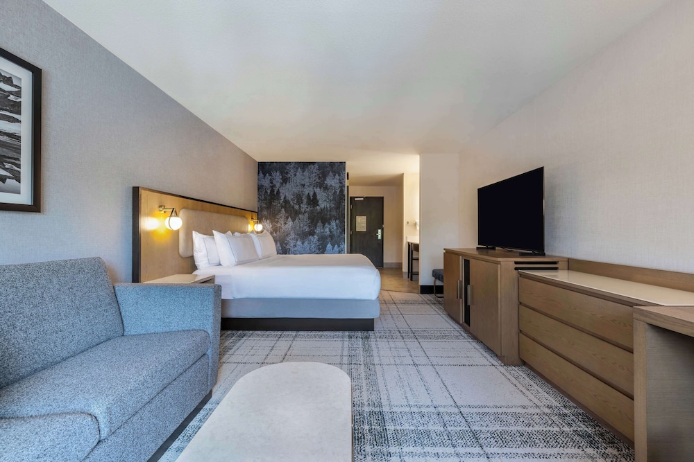 The Newberry Hotel Bend Tapestry Collection by Hilton - photo 14