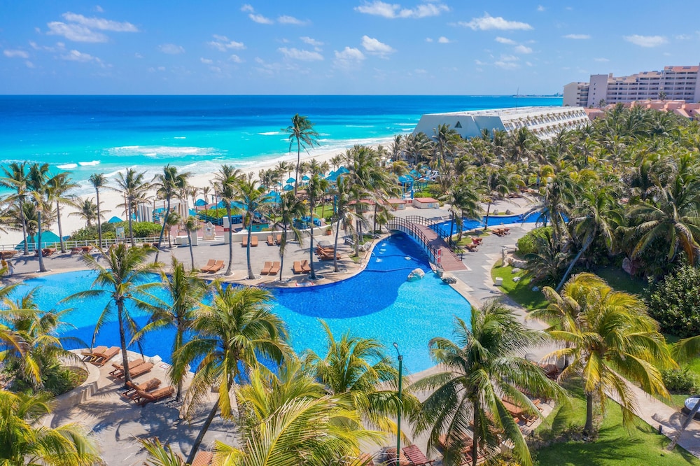 The Pyramid Cancun By Oasis All Inclusive