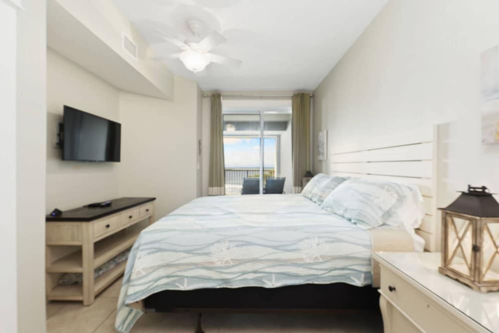 Grand Panama Tower 1 Unit 407 - photo 6