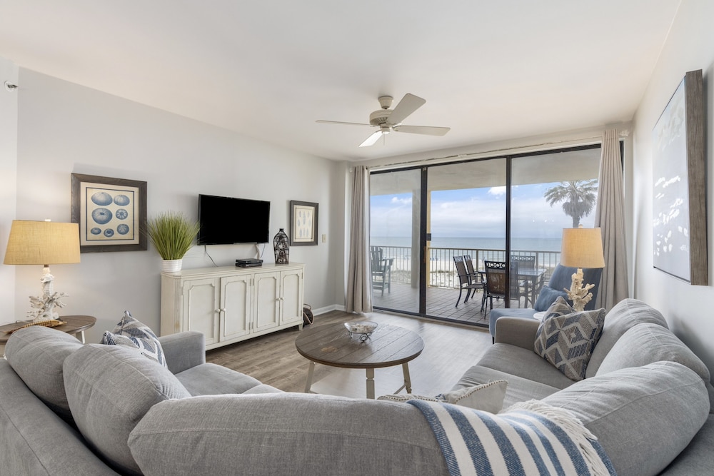 Summer House 204B — 4-Star Luxury Hotel in Orange Beach, United States