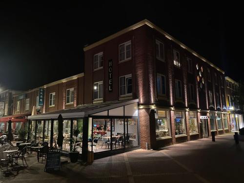 Hotel Du Commerce — hotel in Oostburg