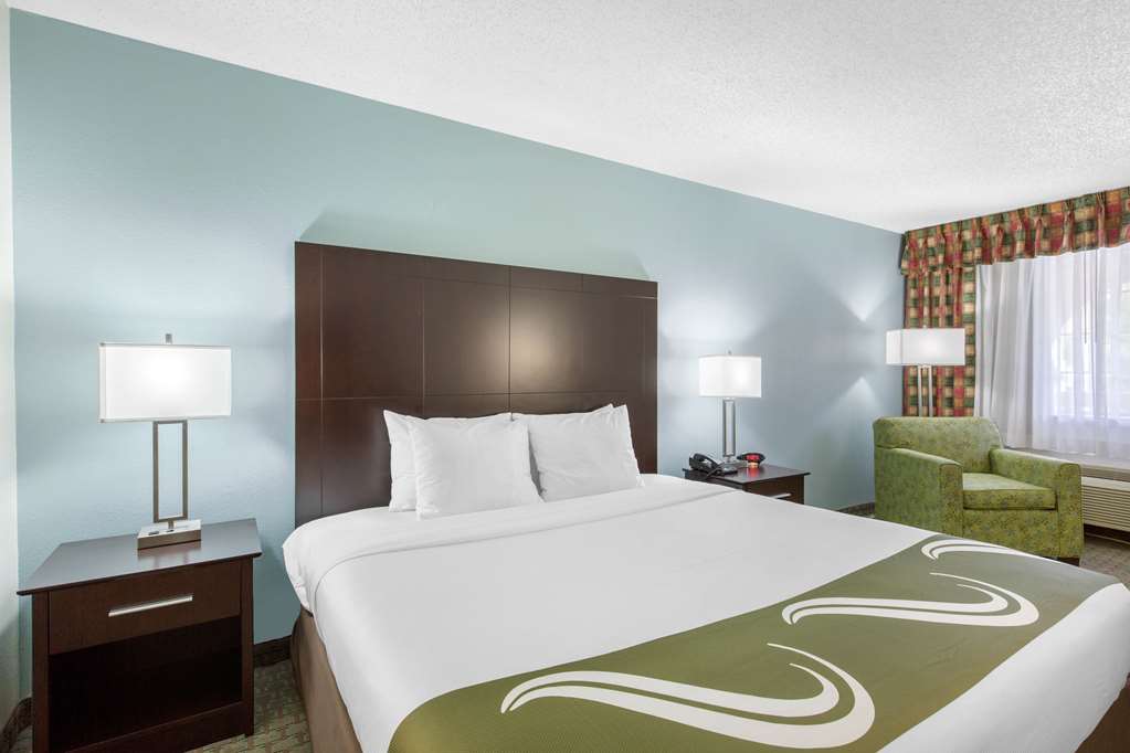 Quality Inn Clute Freeport - photo 12