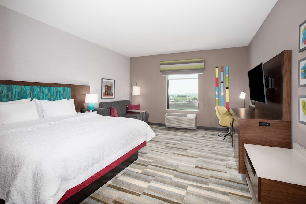 Hampton Inn & Suites Watsonville - photo 29