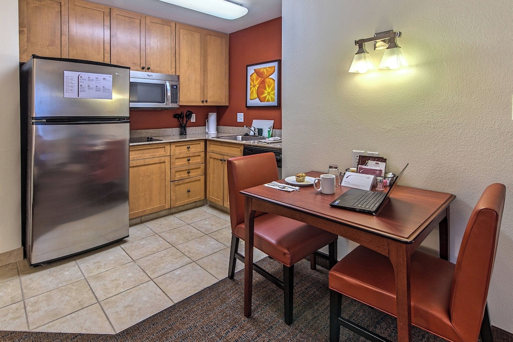 Residence Inn by Marriott Fayetteville Cross Creek - photo 12