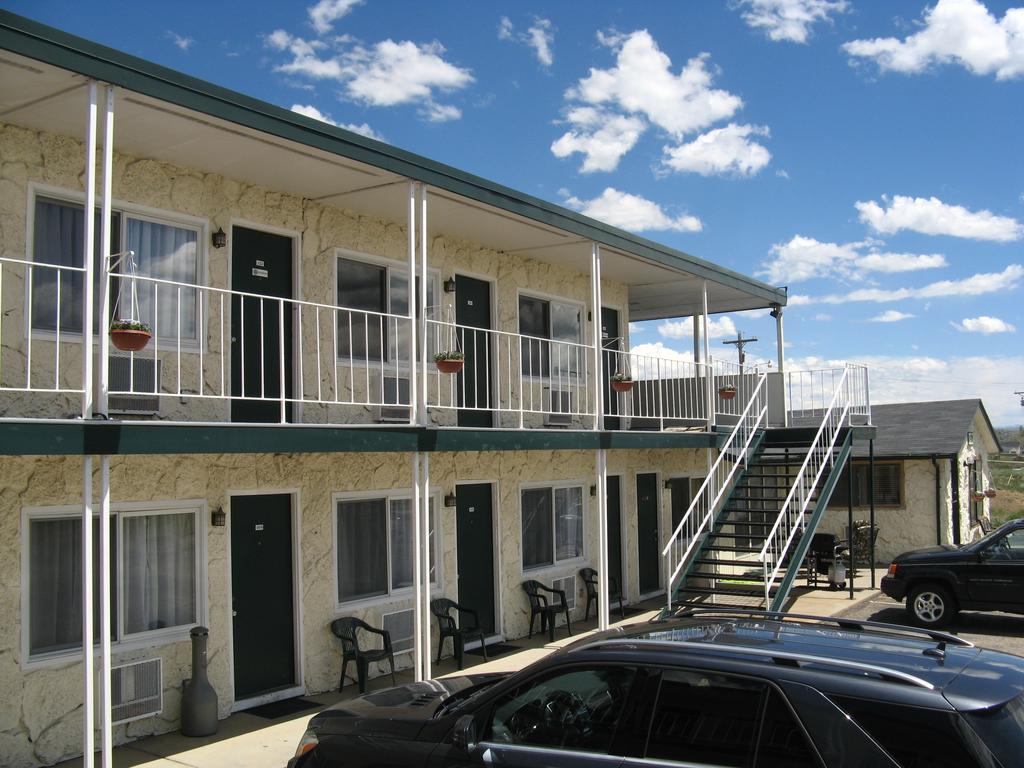 Valley Vista Inn - photo 2
