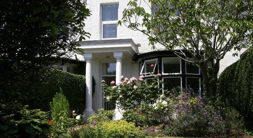 The Swallows Guest House — 4-Star Luxury Hotel in Exmouth, United Kingdom