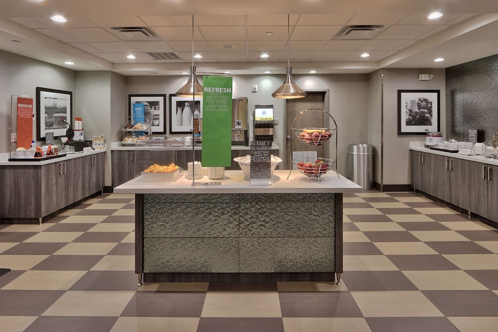 Hampton Inn & Suites Guthrie - photo 34