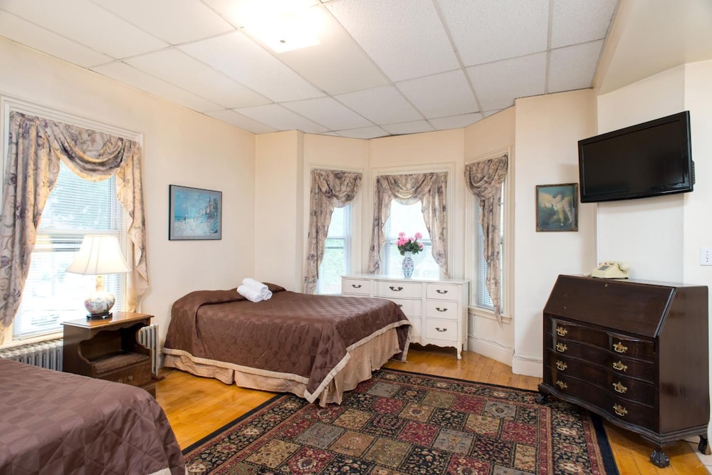 The Farrington Inn - photo 14
