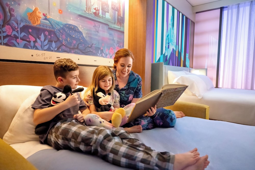 The Villas At The Disneyland Hotel - photo 12