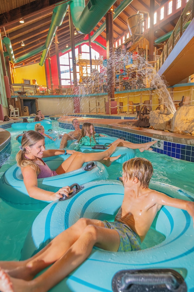 Grand Country Waterpark Resort - photo 10