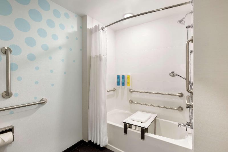 Tru by Hilton Wichita Northeast - photo 45