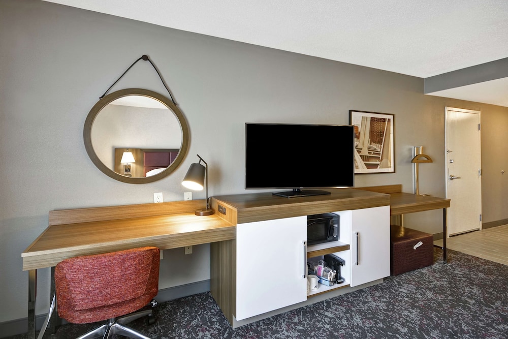 Hampton Inn & Suites Columbus Easton Area - photo 7