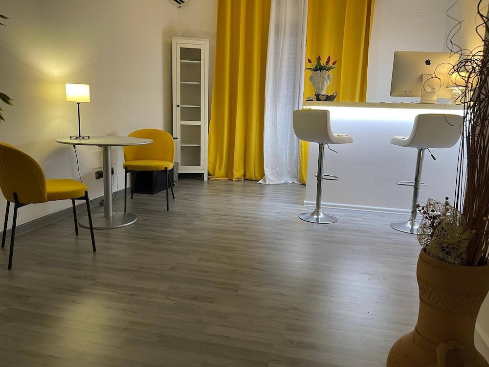Le Suite Del Lungomare — 4-Star Luxury Hotel in Catania, Italy
