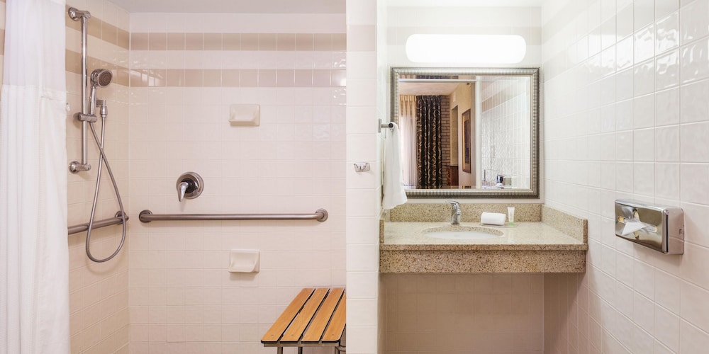 Staybridge Suites San Antonio by IHG - photo 13