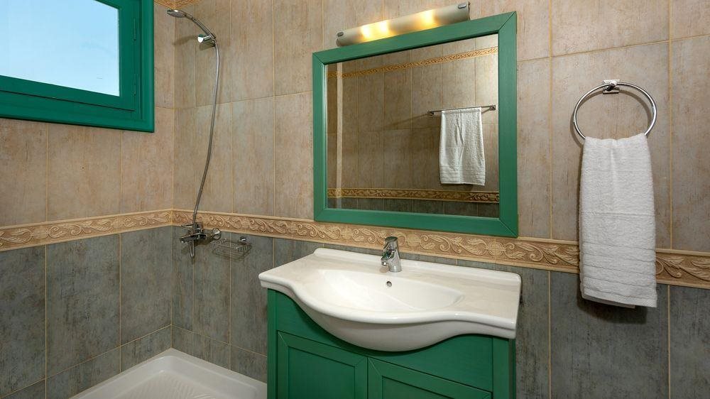 Amari Villa — 4-Star Luxury Hotel in Lithakia, Greece
