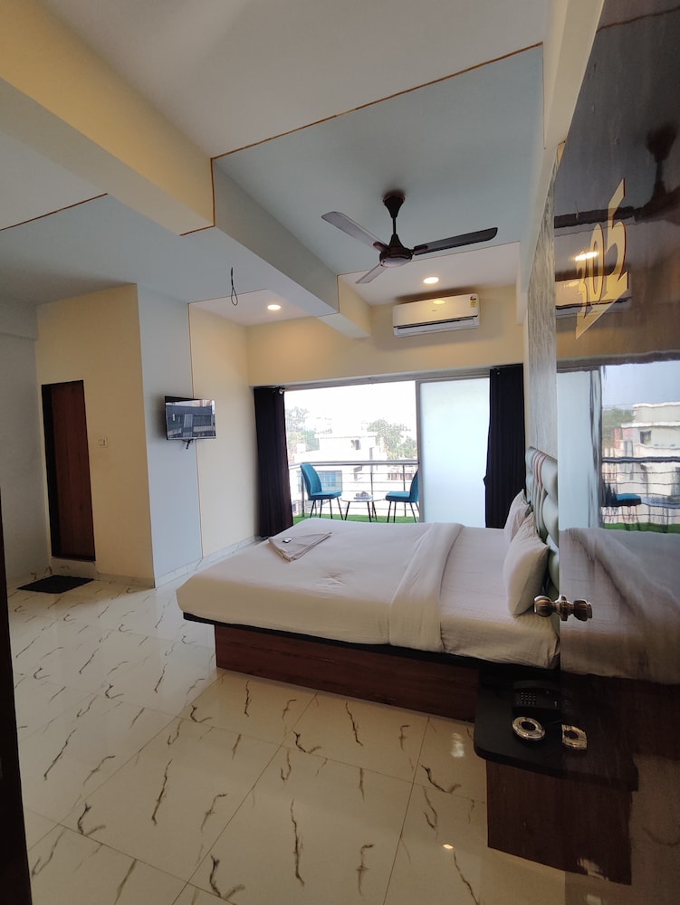Balaji Residency By Glitz Hotels — Kalyan — photo 4