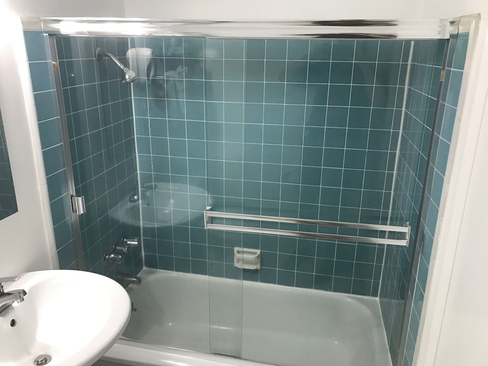 Highland Gardens Hotel - photo 34