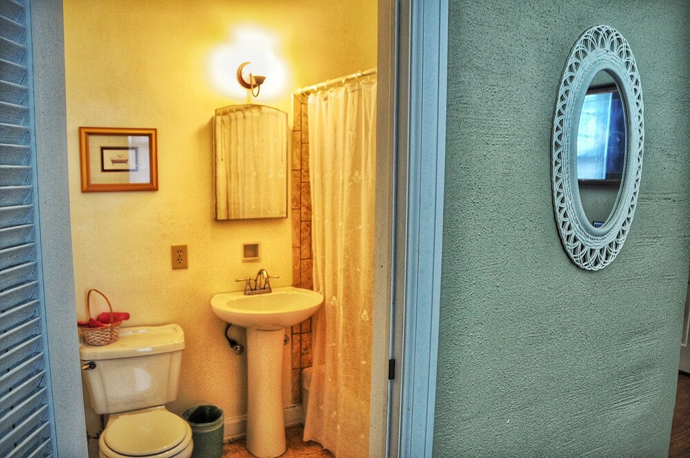 La Plaza Inn - photo 63