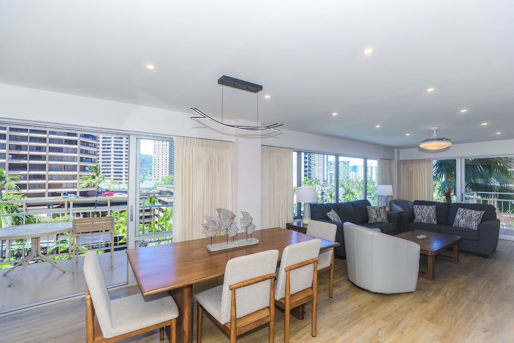 Fully Furnished Ilikai Tower 525 Condo With Free Wifi Near Best Waikiki Beaches by RedAwning - photo 13
