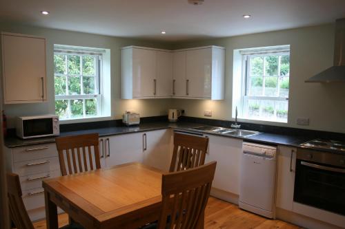 Highlands Apartment 3 — 4-Star Luxury Hotel in Shanklin, United Kingdom