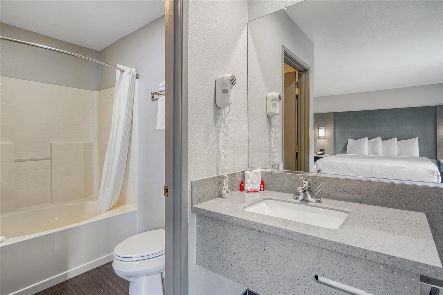 SureStay Hotel by Best Western Ukiah - photo 26