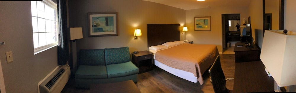 Deerfield Inn & Suites - photo 16