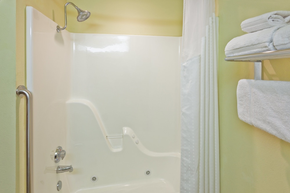 Holiday Inn Express Hotel & Suites Paragould by IHG - photo 24