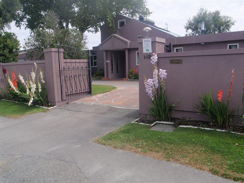 Purple der House Accommodation