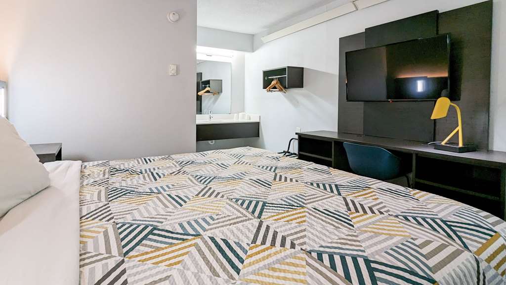 Motel 6 Nashua NH South - photo 10