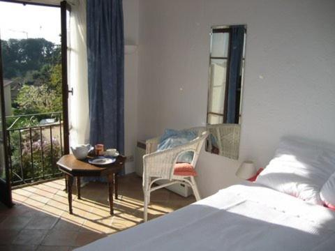 Les Amandiers - carbon neutral hotel in Vallauris