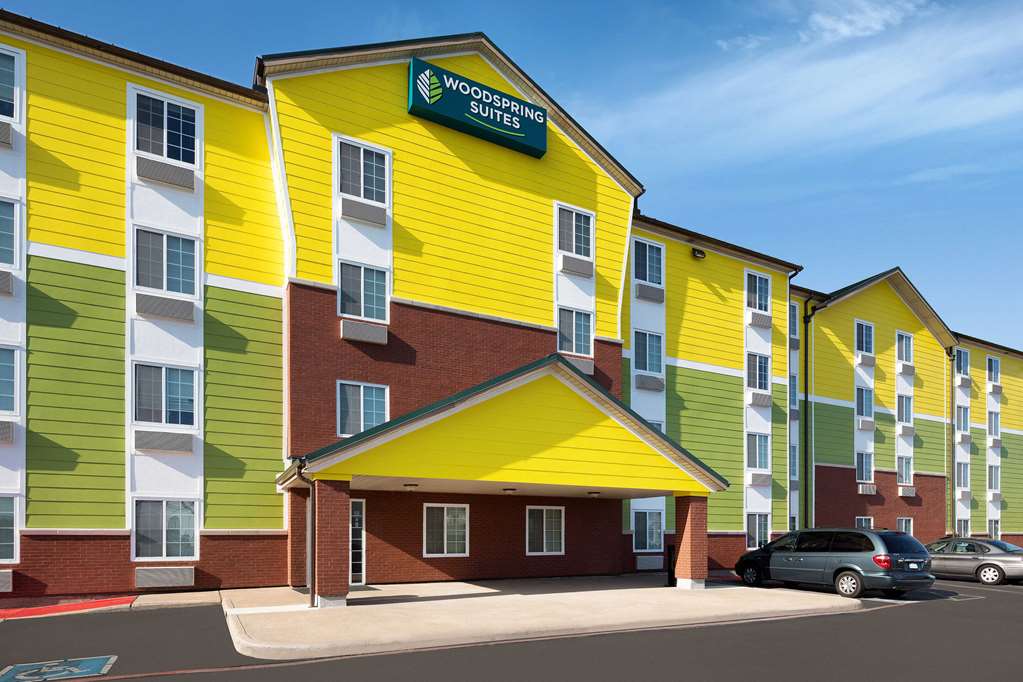 Woodspring Suites Tyler - photo 3