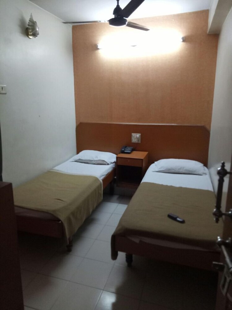 Hotel Suprabatha — Bengaluru — photo 4