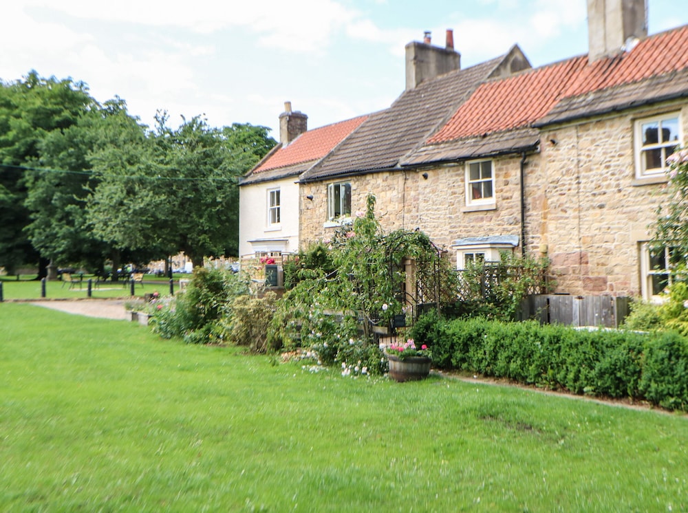 Sunny Cottage — 4-Star Luxury Hotel in Darlington, United Kingdom