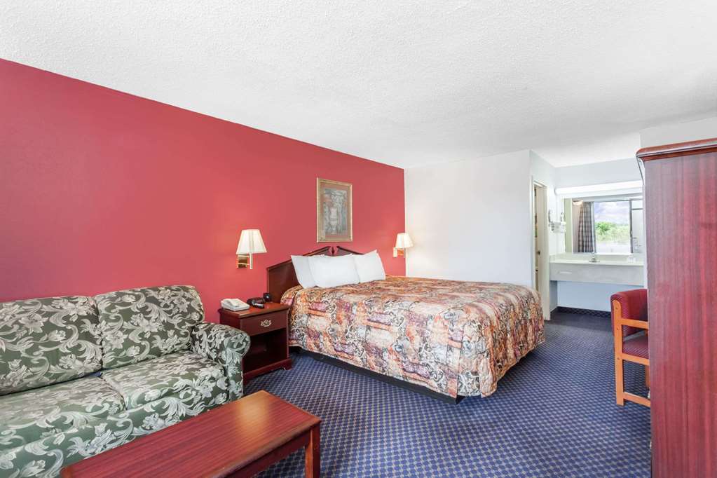 Days Inn by Wyndham Martin - photo 10