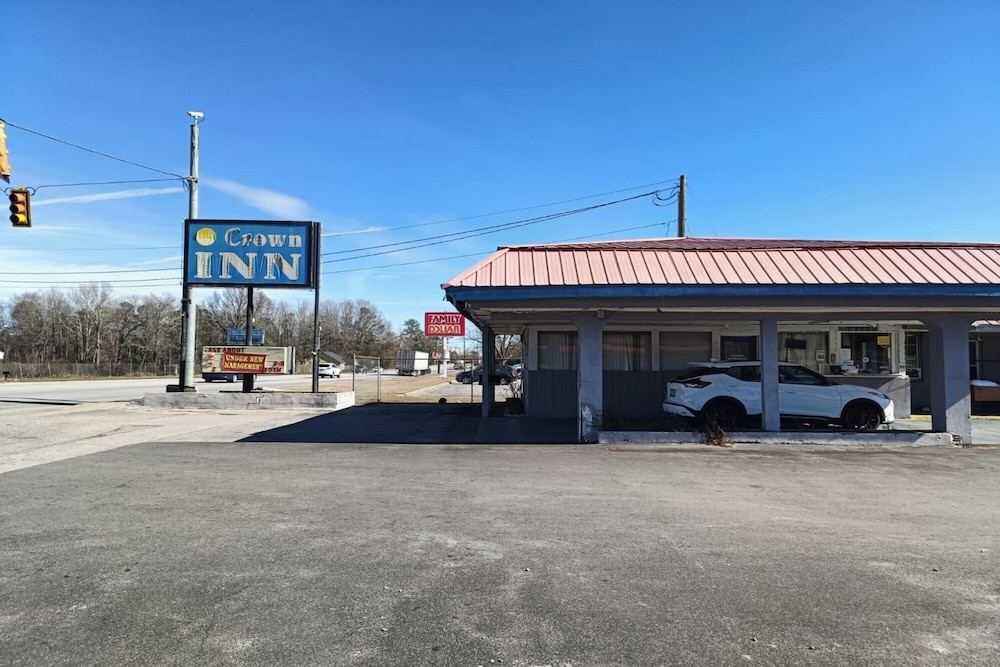 Crown Inn By Oyo Orangeburg Hwy 301 in Orangeburg, United States