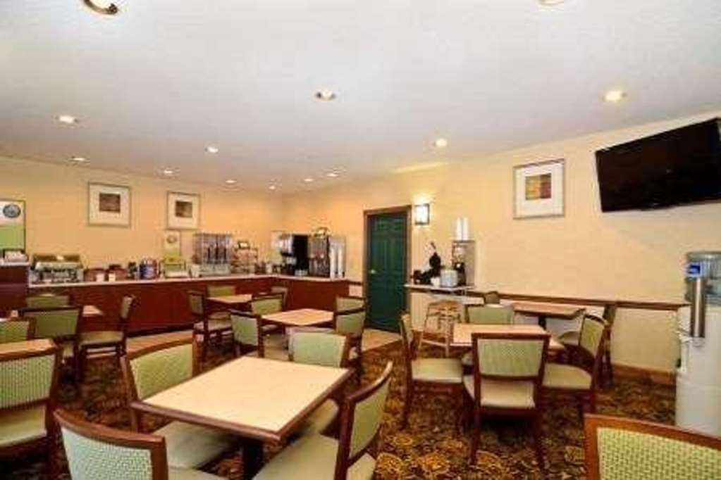 Country Inn & Suites by Radisson Stevens Point WI - photo 25