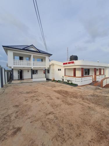 Bassi Hotel in Takoradi, Ghana