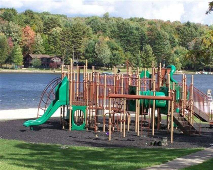 Wolf Run Manor At Treasure Lake — Dubois