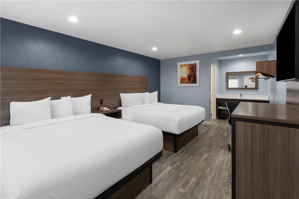 Days Inn by Wyndham Arroyo Grande Pismo Beach - photo 16