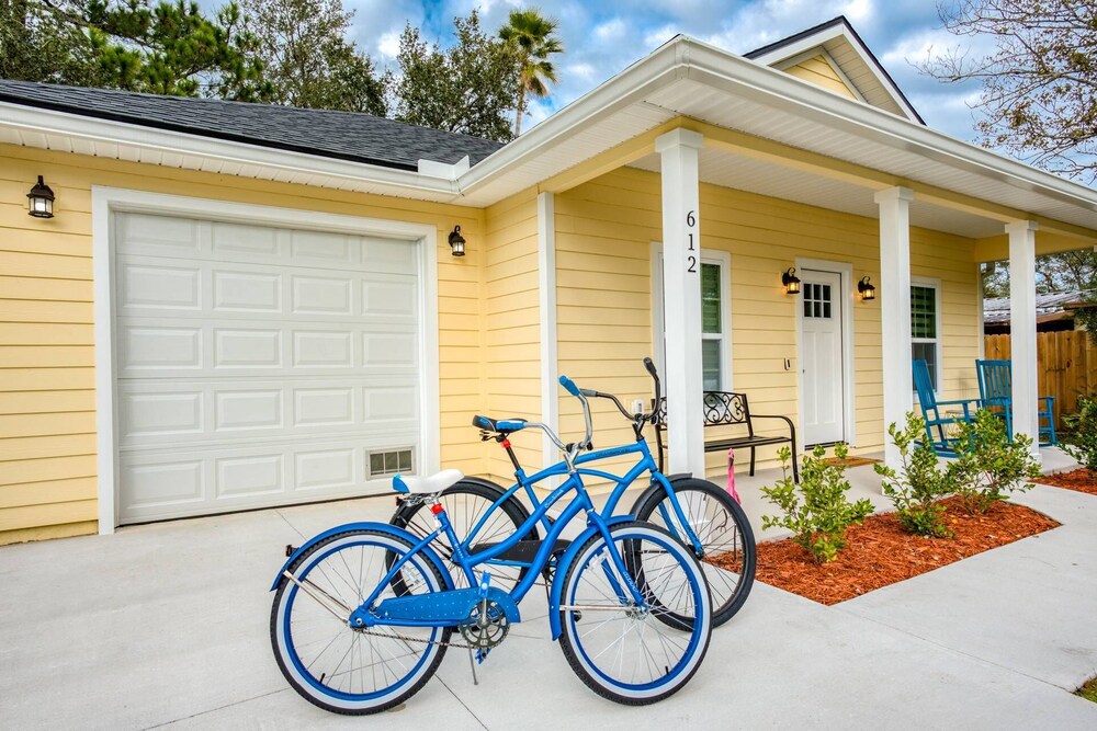 Yellow Palms - photo 2