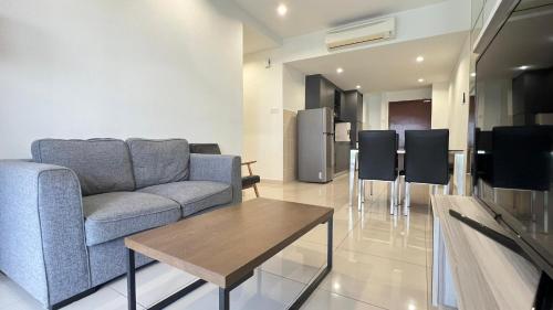 Encorp Marina Bathtub 2BR 6 pax — 4-Star Luxury Hotel in Johor Bahru, Malaysia